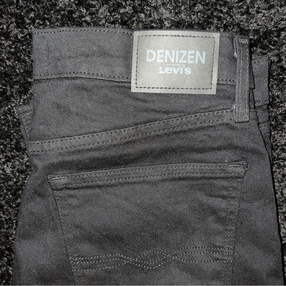 Levi's Men's Skinny
Fit Jeans - Black 32 x 30 - Picture 4 of 7
